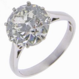 Old cut diamond ring set in Platinum, 3 carats, circa 1920