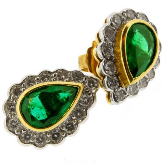 18 carat gold Emerald Earrings - Click Image to Close