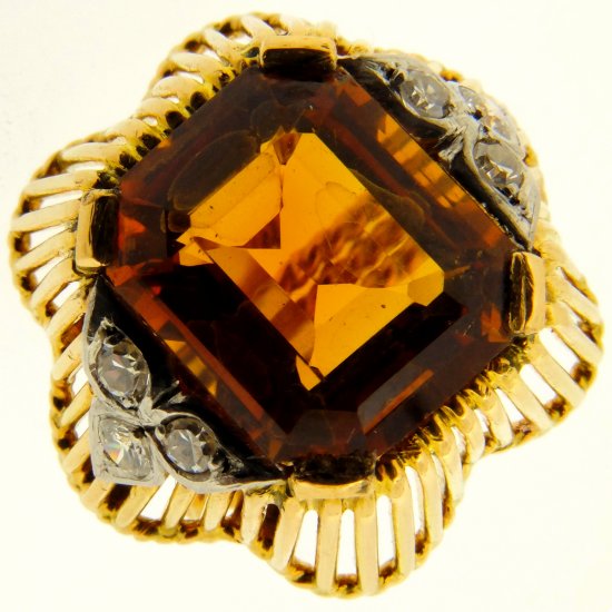 An Exquisite 1940s Smokey Citrine and Diamond Dress Ring. - Click Image to Close