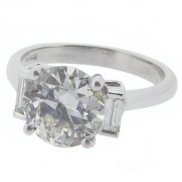 Art Deco style Diamond Solitaire Ring