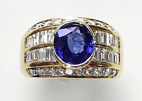 A Sapphire & Diamond Ring - Click Image to Close