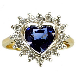 Heart Sapphire & Diamond Ring. A sapphire Cluster ring - Click Image to Close
