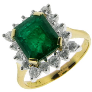 Emerald Cluster Ring set with diamonds - Click Image to Close
