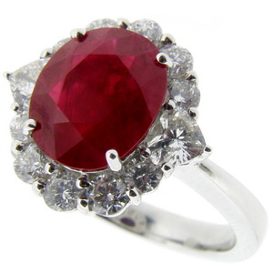 Oval Ruby and Diamond Cluster Ring 18k White 750 - Click Image to Close