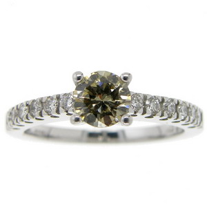 18ct White Gold Olive Green Diamond ring with diamond shoulders - Click Image to Close