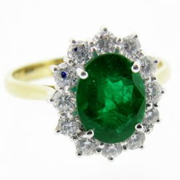 18k Gold Columbian Emerald Ring set with Diamonds