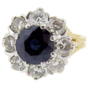 Round Sapphire and Diamond Daisy style cluster ring - Click Image to Close